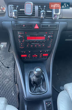 Универсал Audi A6 2001 в 