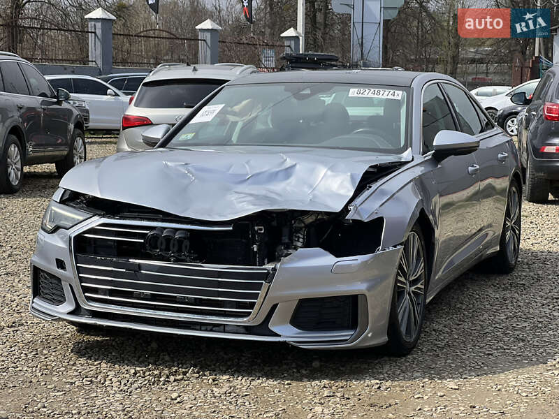 Седан Audi A6 2019 в Стрые