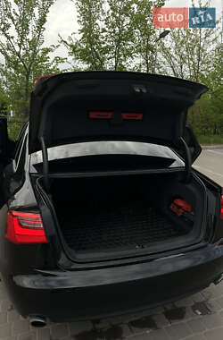 Седан Audi A6 2012 в 