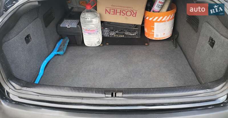 Седан Audi A6 2001 в Стрые