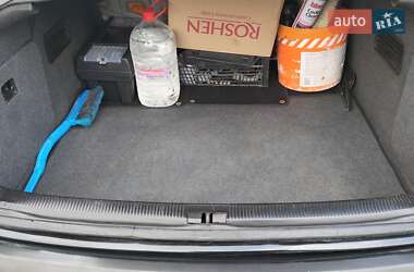 Седан Audi A6 2001 в 
