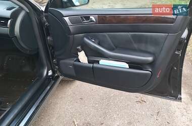 Седан Audi A6 2001 в 