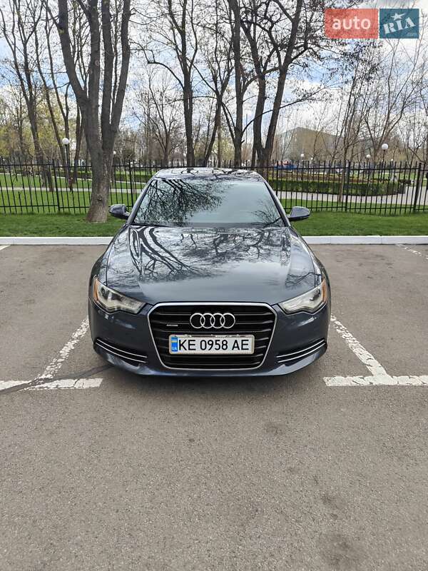 Седан Audi A6 2014 в 