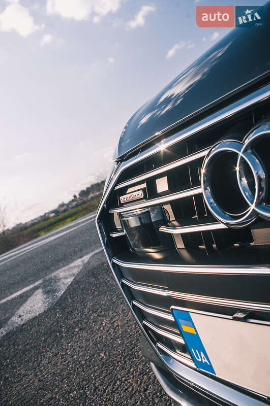 Седан Audi A6 2023 в Киеве