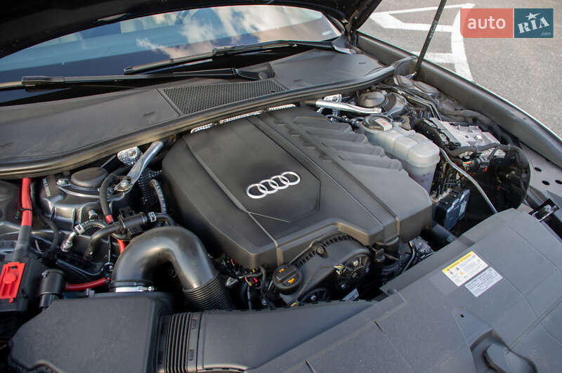 Седан Audi A6 2023 в Киеве