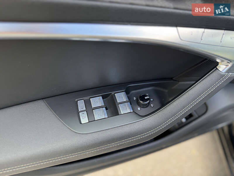Седан Audi A6 2021 в Киеве