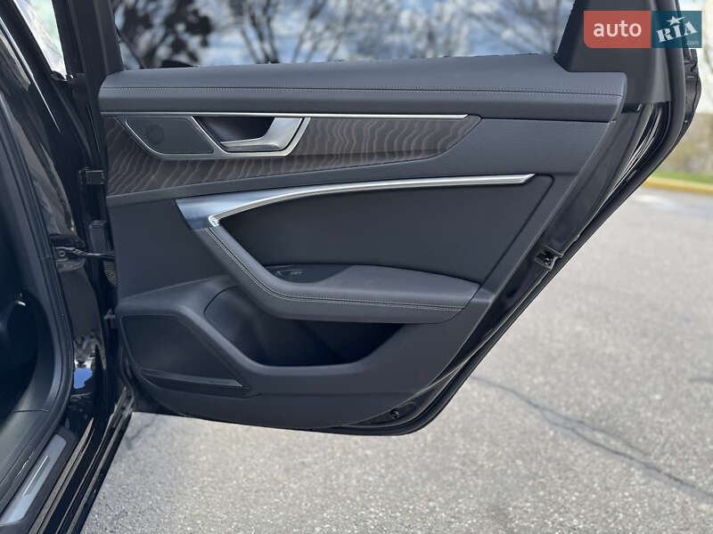 Седан Audi A6 2021 в Киеве