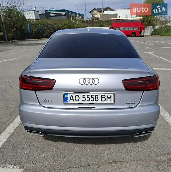 Седан Audi A6 2015 в Ужгороде