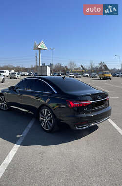 Седан Audi A6 2020 в 