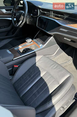 Седан Audi A6 2020 в 