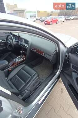 Седан Audi A6 2010 в 