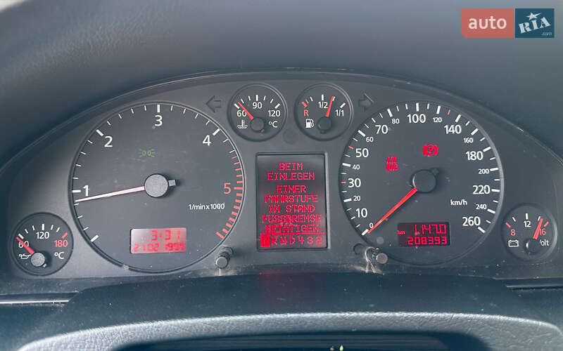 Седан Audi A6 2000 в Стрые