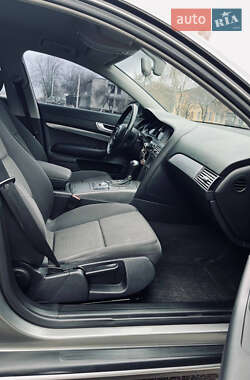 Седан Audi A6 2004 в 