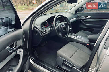 Седан Audi A6 2004 в 