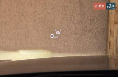 Седан Audi A6 2018 в 