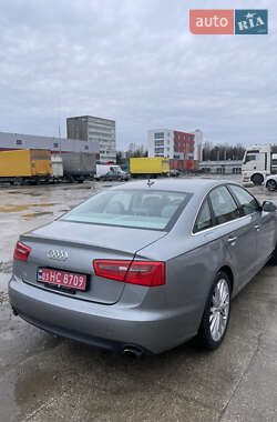 Седан Audi A6 2013 в 