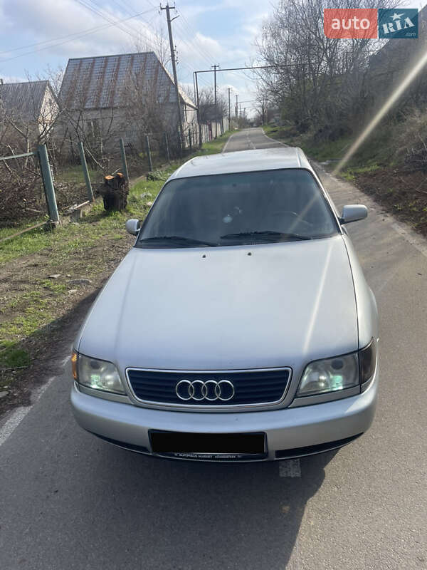 Седан Audi A6 1996 в 