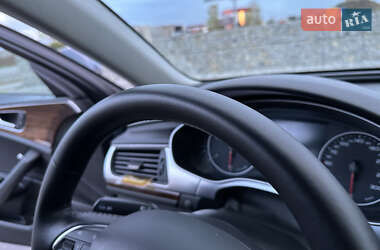 Седан Audi A6 2011 в 