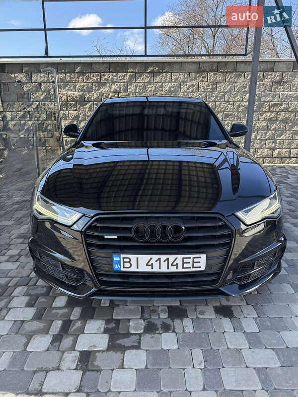 Седан Audi A6 2015 в 