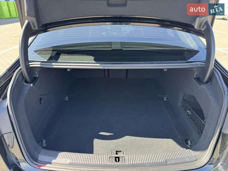 Седан Audi A6 2017 в Дубно