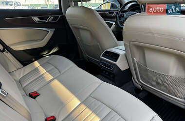 Седан Audi A6 2019 в 