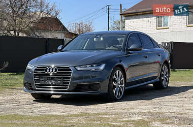 Седан Audi A6 2015 в 