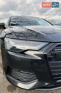 Универсал Audi A6 2019 в 