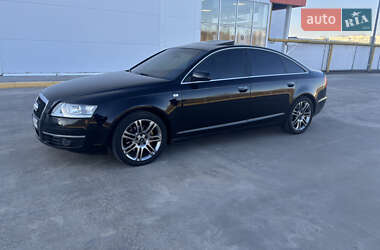 Седан Audi A6 2004 в 