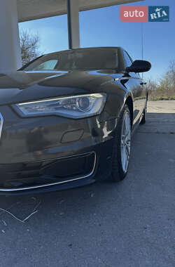 Седан Audi A6 2014 в 