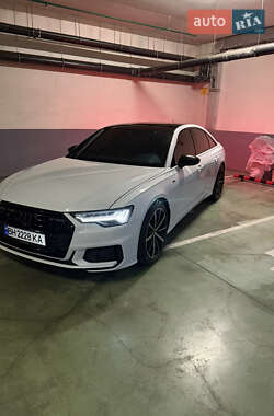 Седан Audi A6 2018 в 