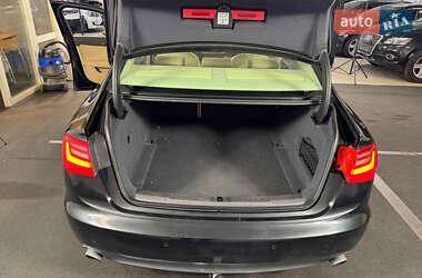 Седан Audi A6 2011 в 