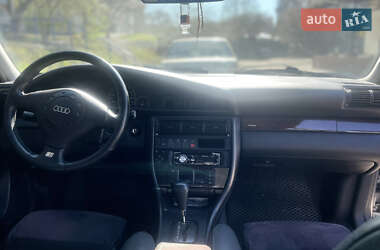 Седан Audi A6 1996 в 
