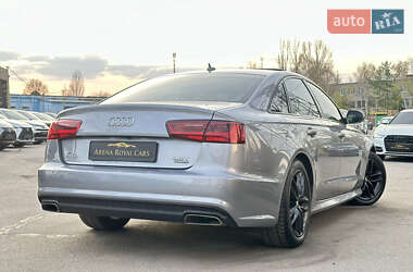 Седан Audi A6 2015 в 