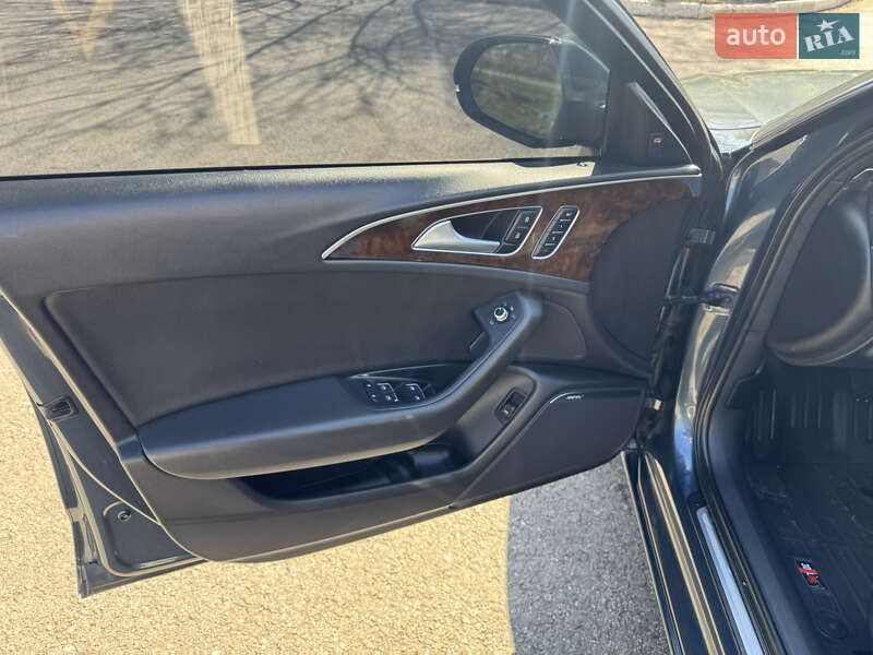 Седан Audi A6 2013 в Першотравенске