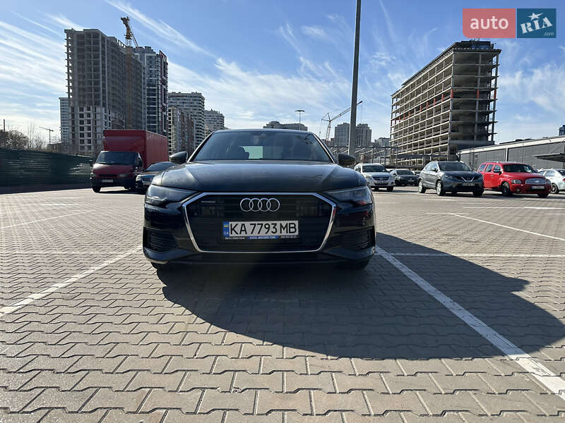 Седан Audi A6 2018 в Киеве