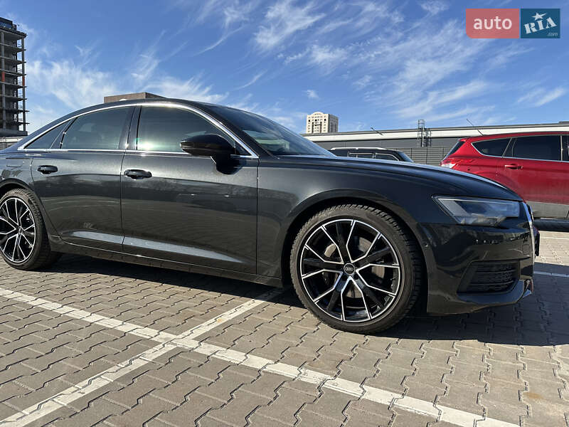 Седан Audi A6 2018 в Киеве