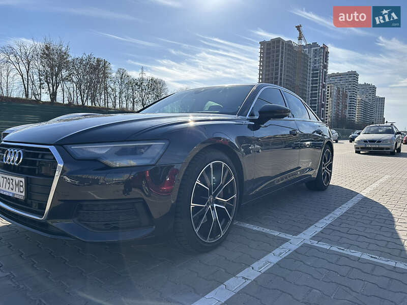 Седан Audi A6 2018 в Киеве