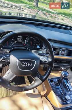 Седан Audi A6 2012 в 