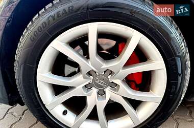 Седан Audi A6 2013 в 