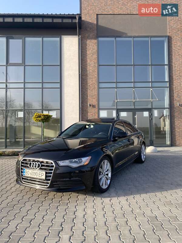 Седан Audi A6 2012 в 