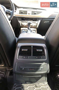 Седан Audi A6 2013 в 