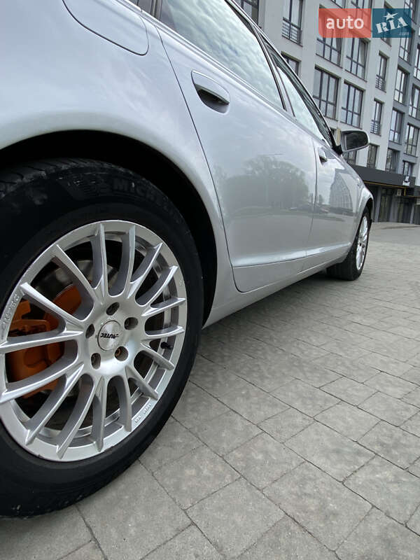 Универсал Audi A6 2005 в Новояворовске