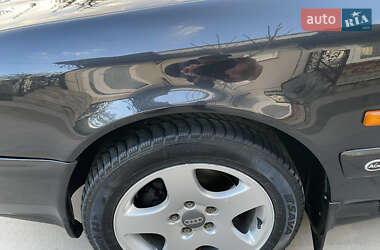 Седан Audi A6 1996 в 