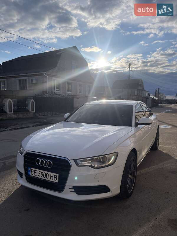 Седан Audi A6 2011 в Первомайске