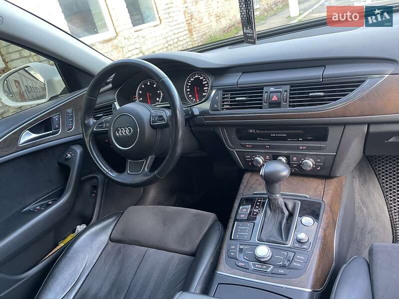 Седан Audi A6 2011 в Первомайске