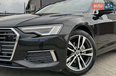Седан Audi A6 2019 в 
