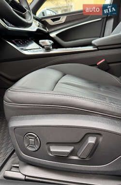 Седан Audi A6 2019 в 