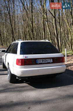 Универсал Audi A6 1996 в 