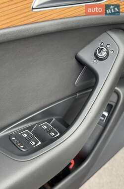 Седан Audi A6 2016 в 