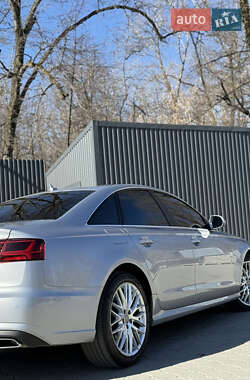 Седан Audi A6 2016 в 